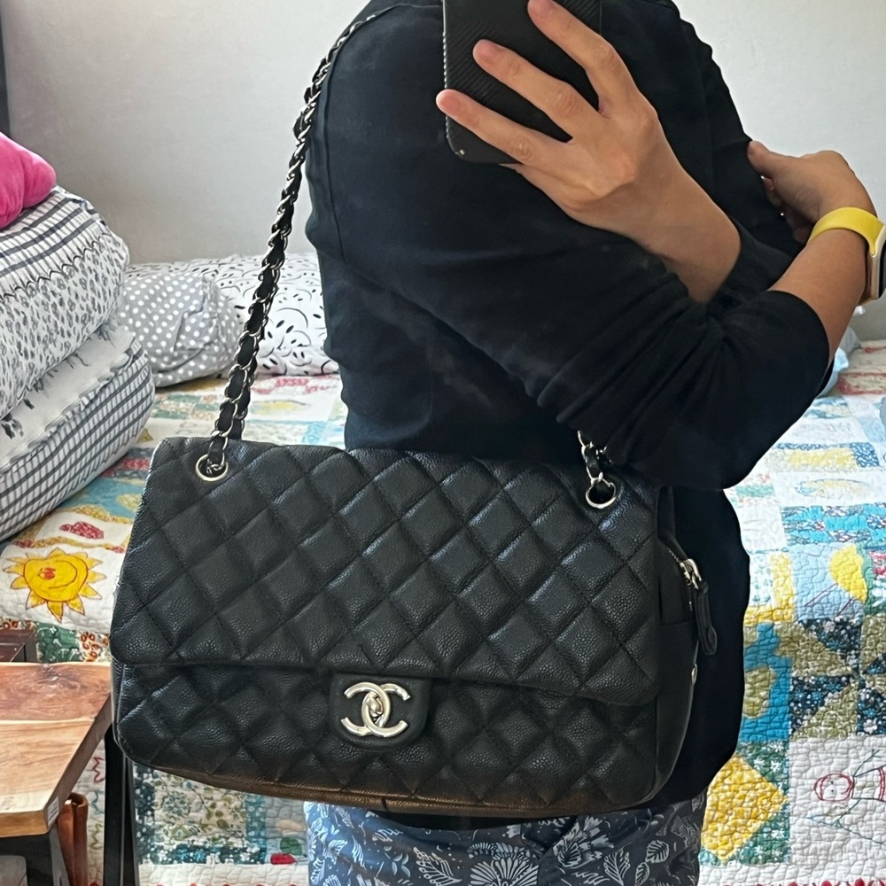 Authentic CHANEL flap bag. Black Caviar leather. Silver hardware. - Picture 12 of 15